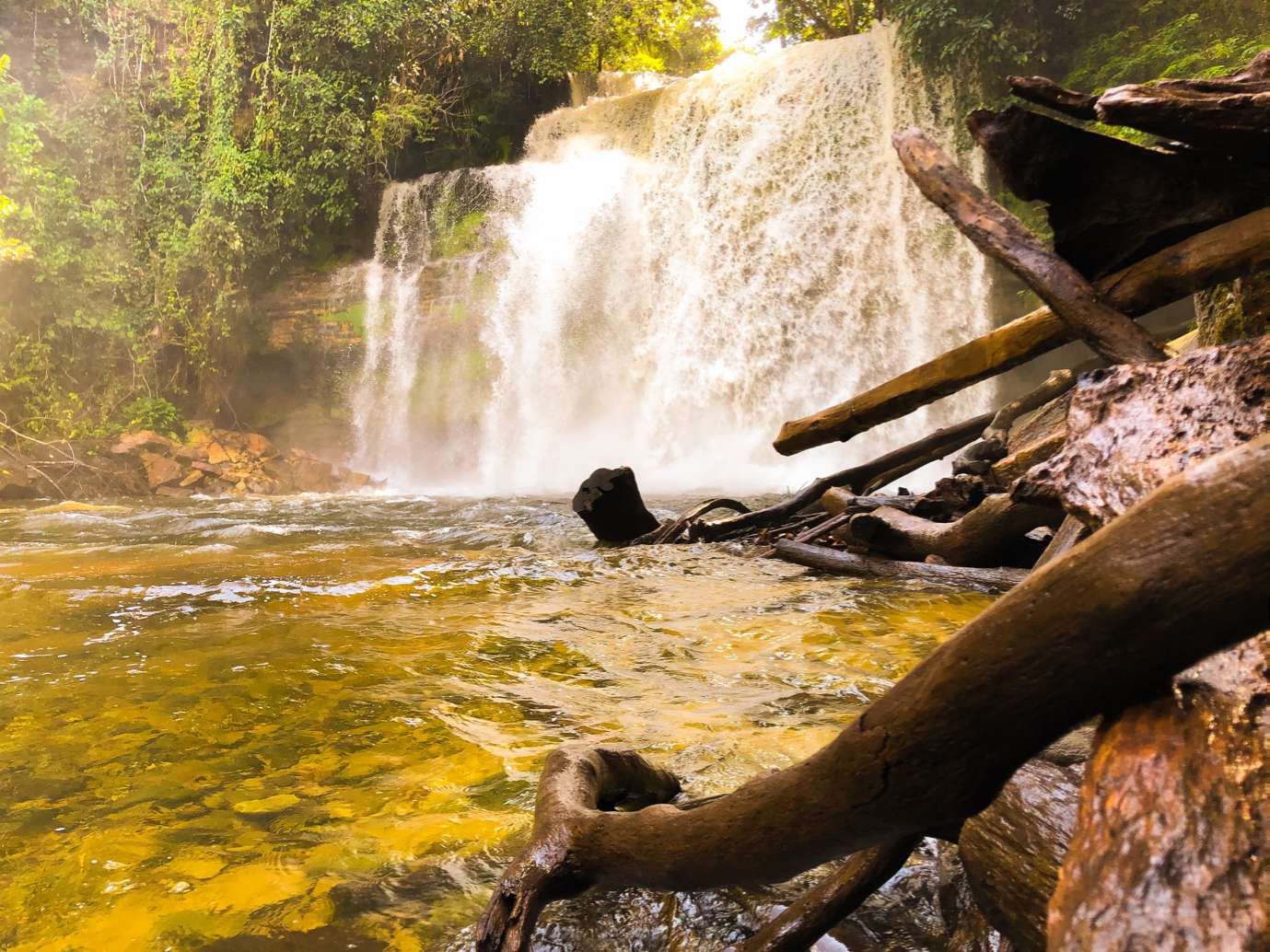 Cachoeira avistada durante a expedição de caiaque Kayak Figueiredo